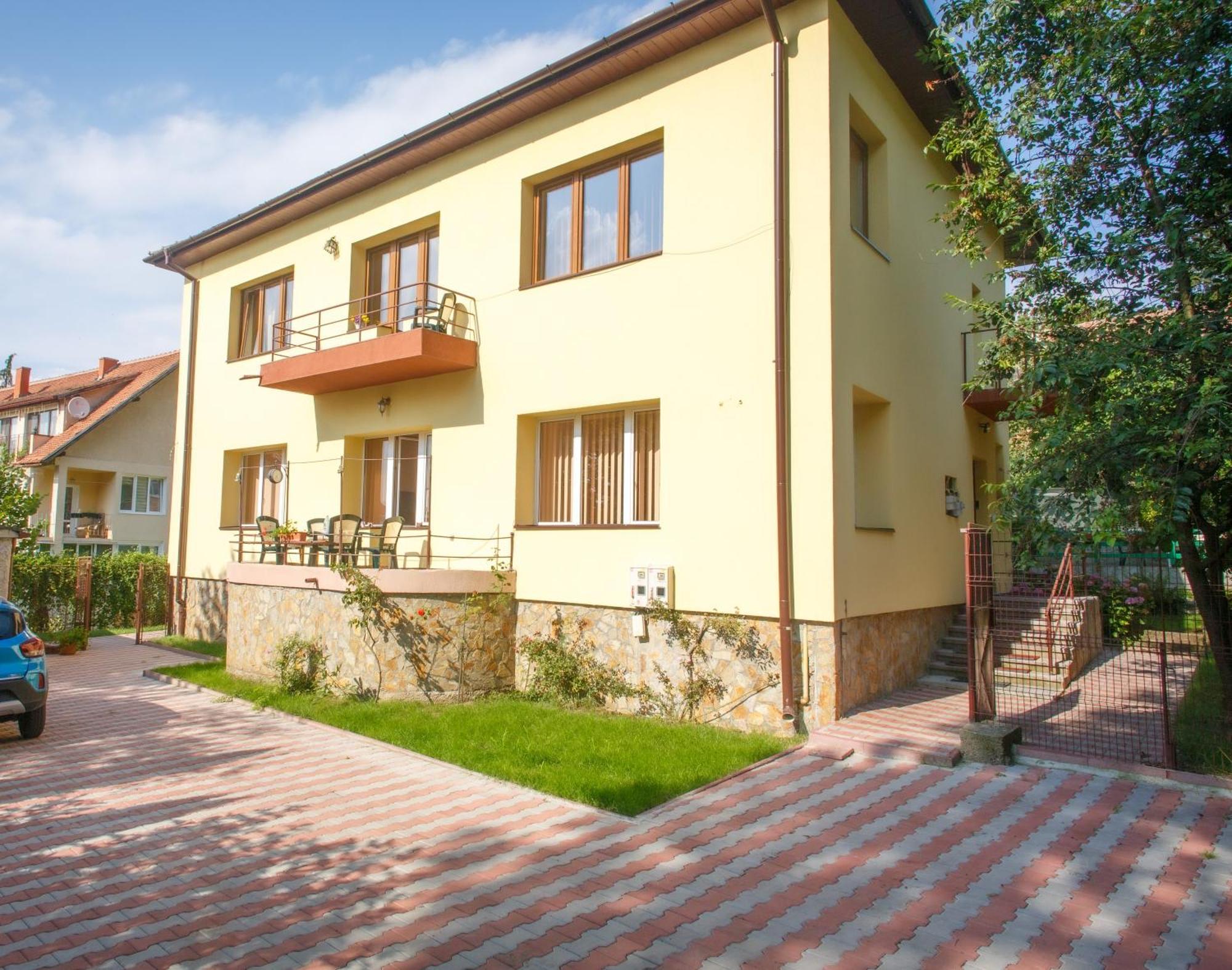 Barok Appart Brasov Exterior photo